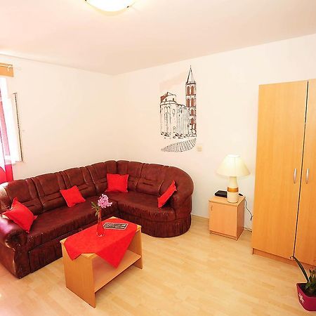 Apartment Mile Zara Esterno foto