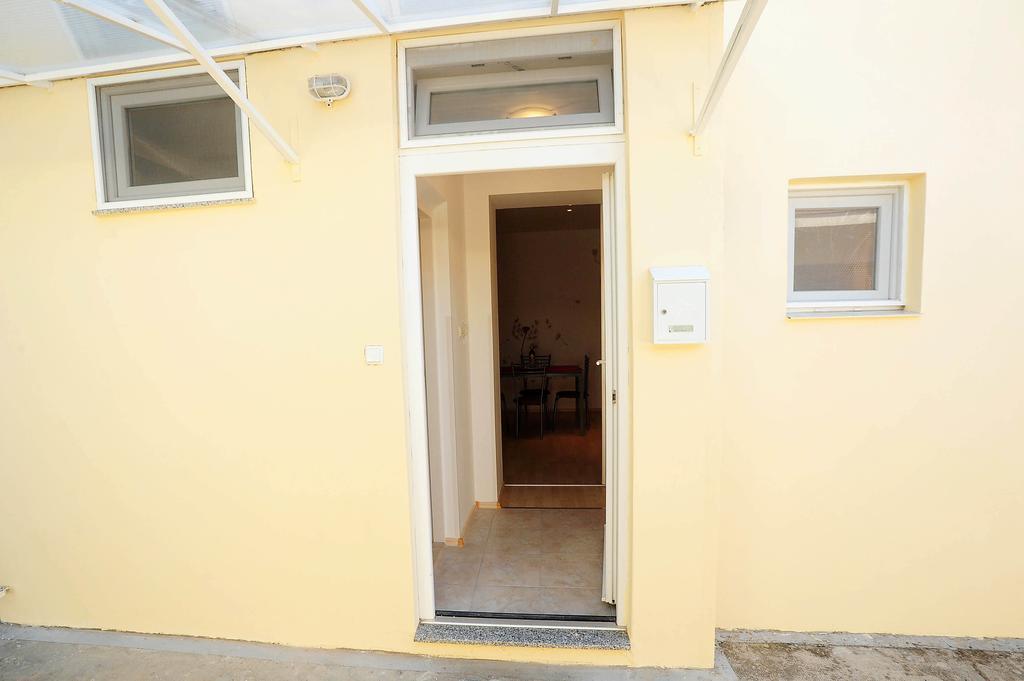Apartment Mile Zara Esterno foto