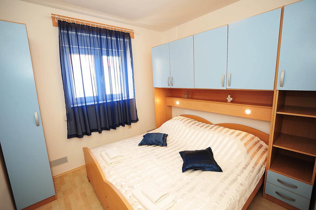 Apartment Mile Zara Esterno foto