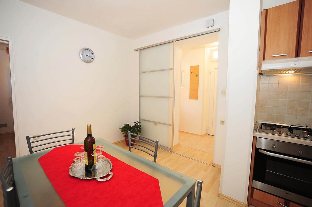 Apartment Mile Zara Esterno foto