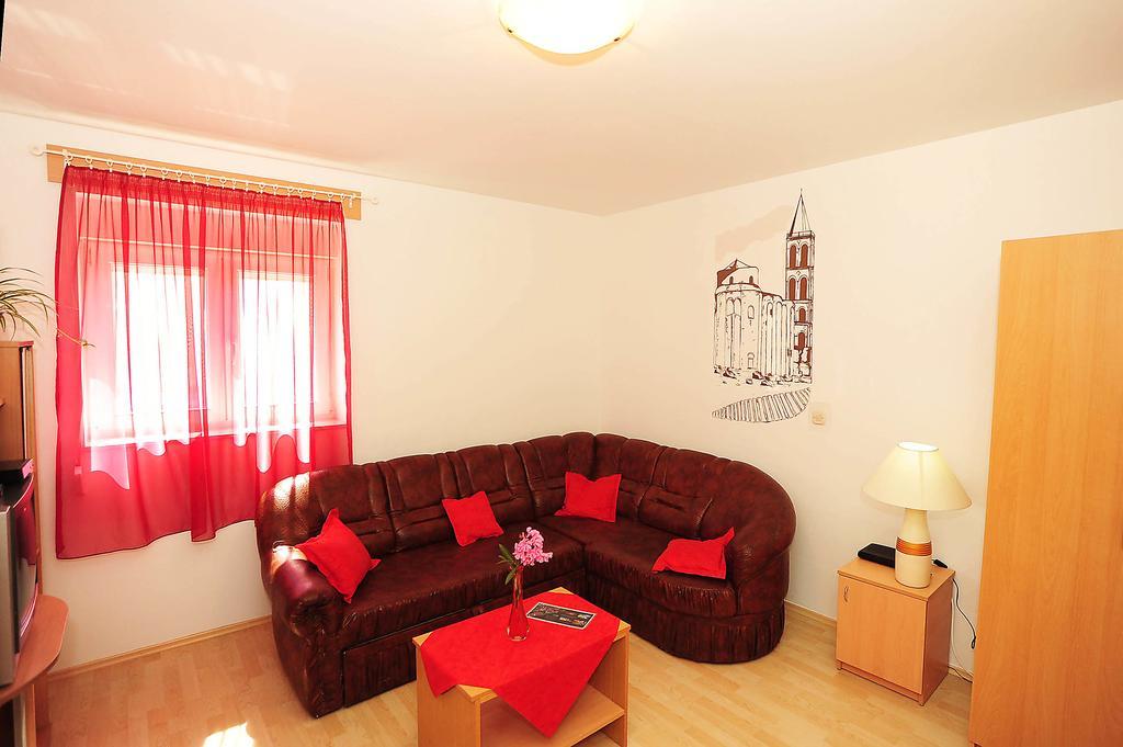 Apartment Mile Zara Esterno foto